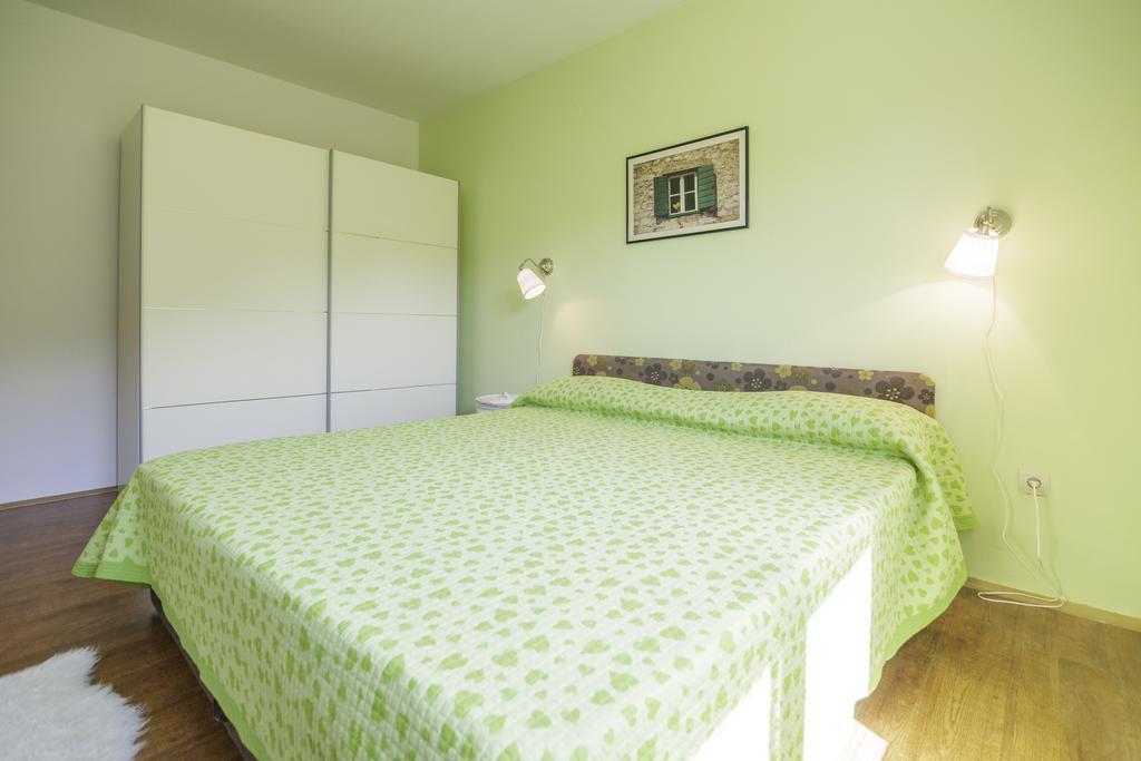Apartments Popaj Komiža Exteriér fotografie